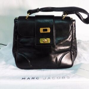 Marc Jacobs women's black leather handbag purse